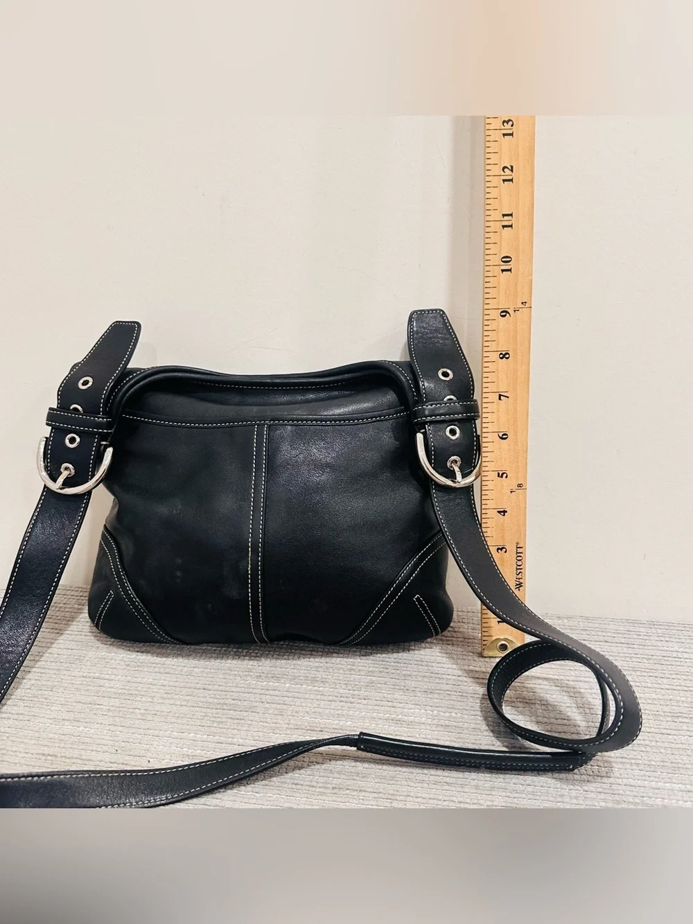 Vintage Coach Soho Hippie Black Leather Hobo Shoulder Bag 9549 Y2K Authentic